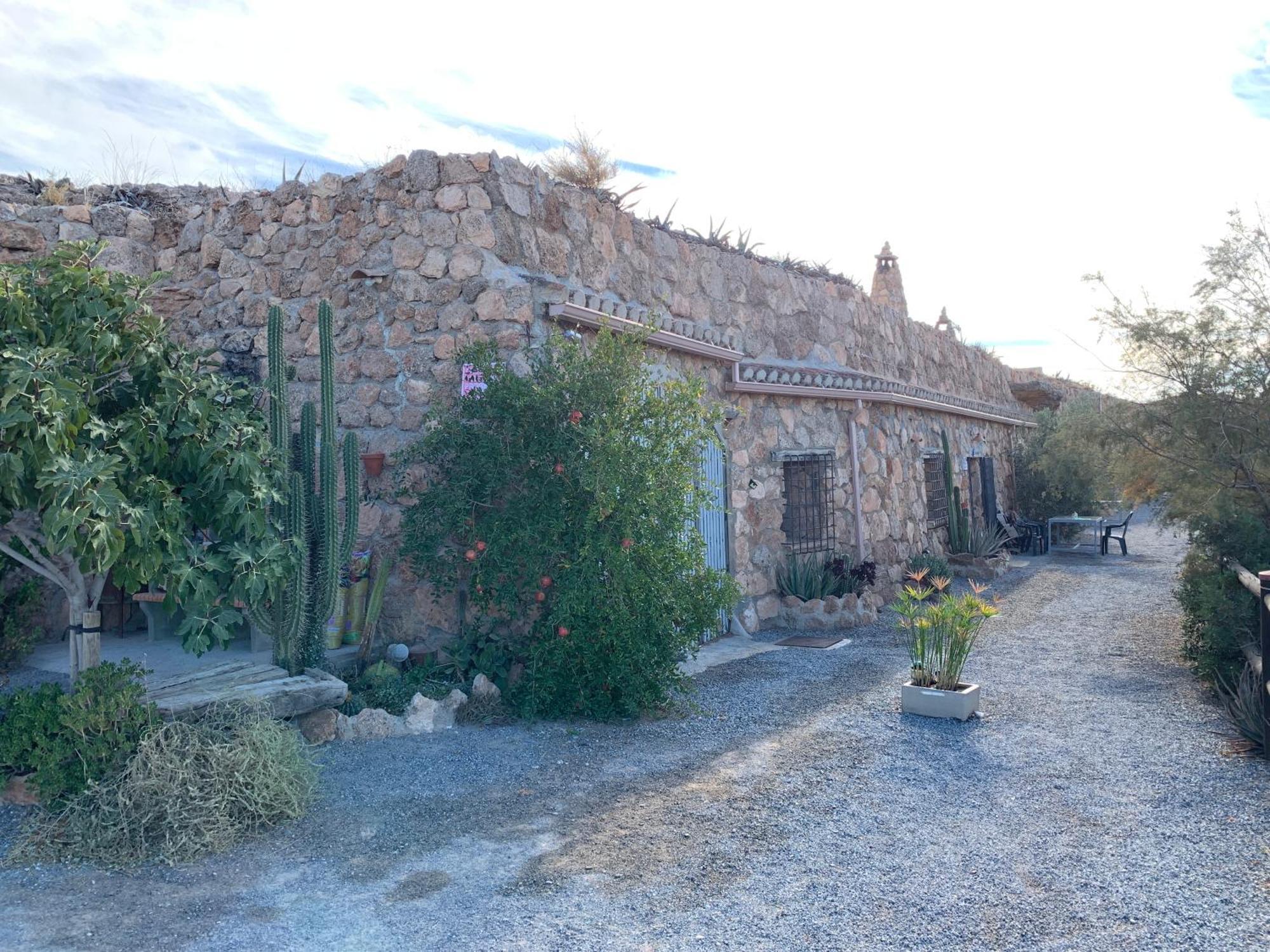 Cuevas El Torriblanco Guest House Gorafe Exterior photo